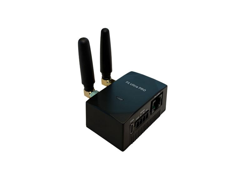 Photo du P1 Ultra PRO avec deux antennes, port PWR, bornier RS485 et port RJ45