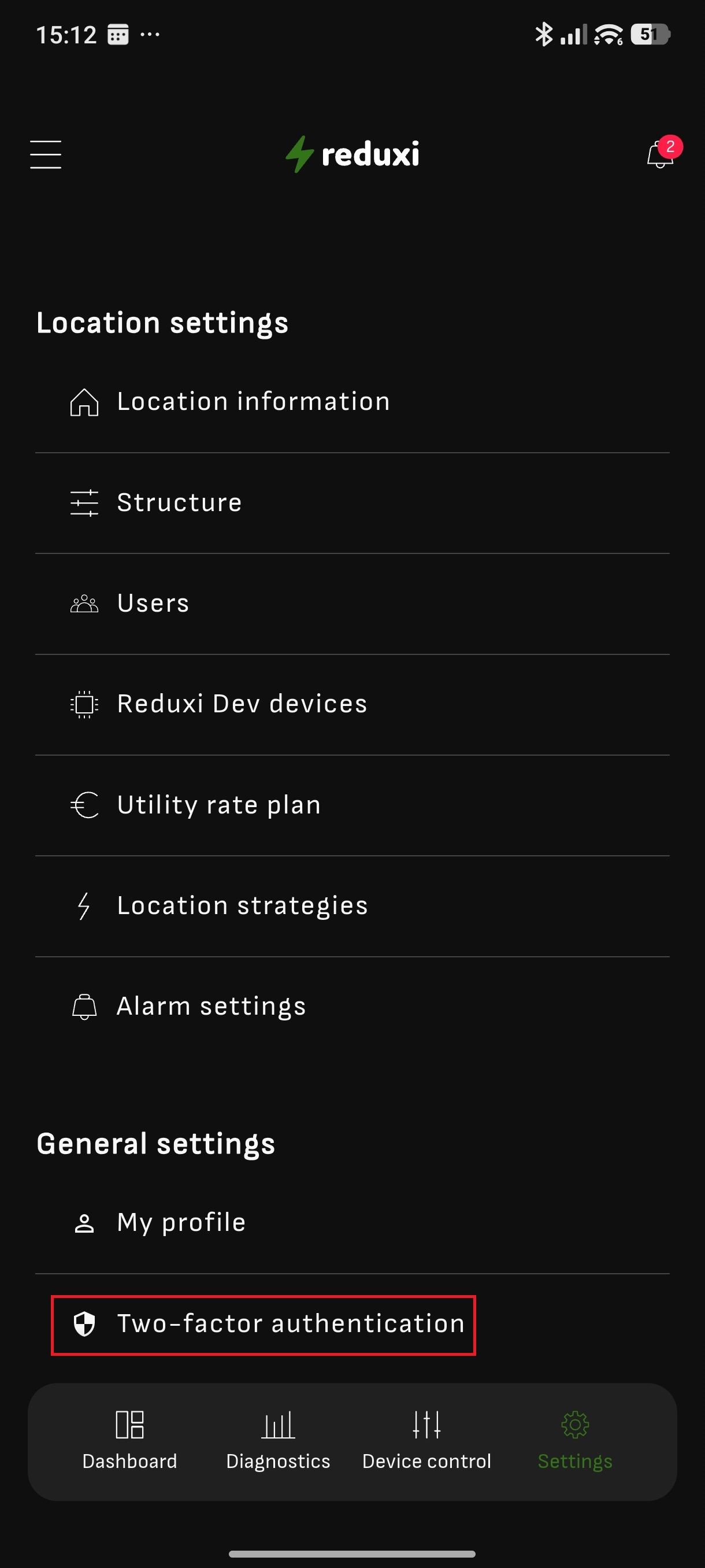 Reduxi mobiele app, menu Settings: het item Two-factor authentication is met een rood kader gemarkeerd