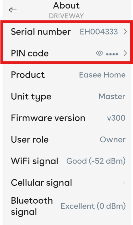 Scherm About in de Easee-app: serienummer EH004333 en rijen met pincode rood gemarkeerd